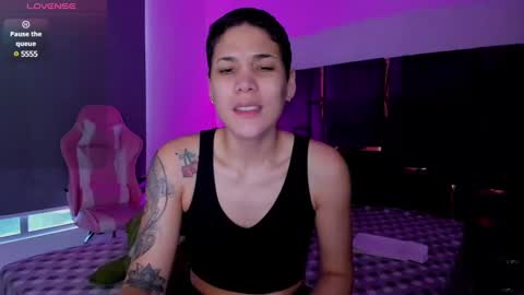 Laura Rose online show from 5, 3, 2025