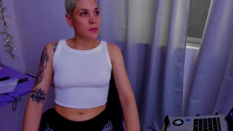 Laura Rose online show from 21, 9, 2025