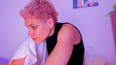 Laura Rose online show from 21, 12, 2025