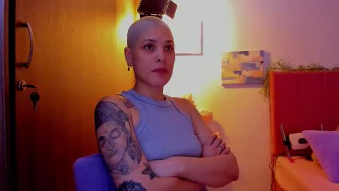 Laura Rose online show from 26, 3, 2026