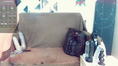 LauraCrystall online show from 21, 1, 2025