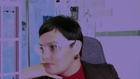 lauradavidsons online show from 24, 9, 2025