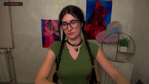 Laura online show from 27, 10, 2025