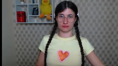 Snapshot of lauradre_ chatting on 2, 6, 2026 Laura online show from 2, 6, 2026