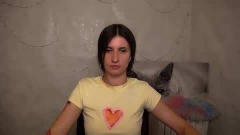 Snapshot of lauradre_ chatting on 23, 6, 2026 Laura online show from 23, 6, 2026