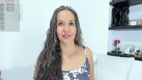 Snapshot of laurafarrely chatting on 16, 7, 2026 Laura online show from 16, 7, 2026