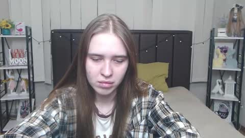 LauraHlot online show from 22, 9, 2025