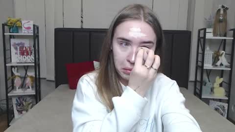 LauraHlot online show from 30, 11, 2025