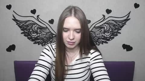 Snapshot of laurahlot chatting on 18, 4, 2026 LauraHlot online show from 18, 4, 2026