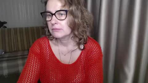 Lauraoven1 online show from 19, 1, 2025