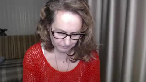 Lauraoven1 online show from 21, 1, 2025