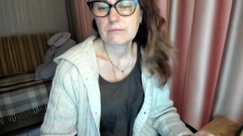 Lauraoven1 online show from 12, 2, 2026