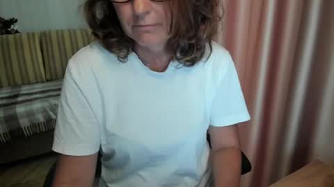 Snapshot of lauraoven1 chatting on 28, 7, 2026 Lauraoven1 online show from 28, 7, 2026
