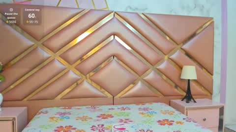 Snapshot of lauraroot chatting on 4, 2, 2026 lauraroot online show from 4, 2, 2026