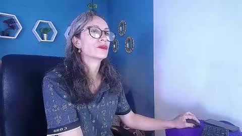 Snapshot of laurasofia45 chatting on 16, 2, 2026 Laura Sofia online show from 16, 2, 2026
