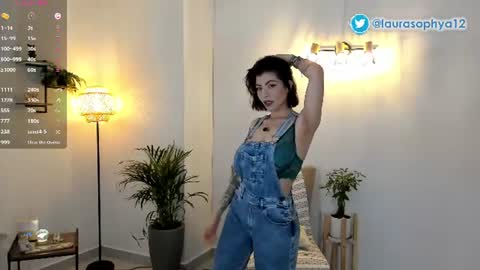 Laura online show from 25, 6, 2026