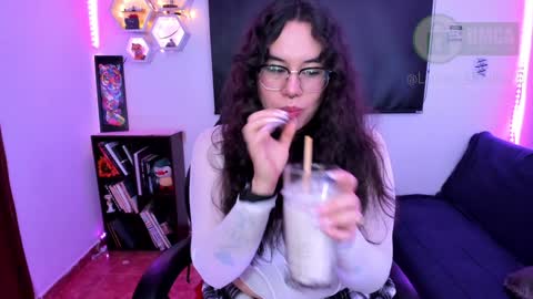  Im Lauren  independent model   online show from 28, 1, 2025