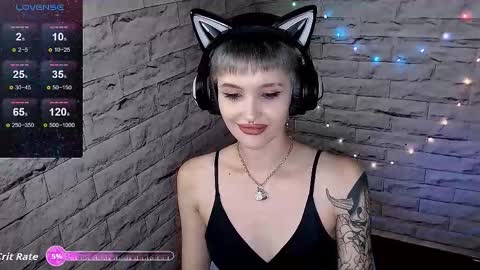 Snapshot of lauren_raquel chatting on 18, 9, 2025 Eva online show from 18, 9, 2025