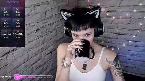 Snapshot of lauren_raquel chatting on 19, 9, 2025 Eva online show from 19, 9, 2025