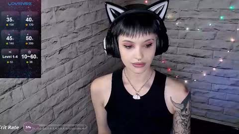 Snapshot of lauren_raquel chatting on 21, 9, 2025 Eva online show from 21, 9, 2025