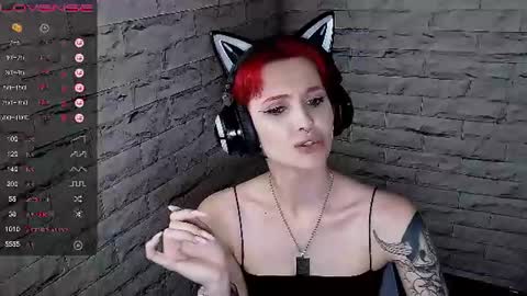 Snapshot of lauren_raquel chatting on 15, 6, 2026 Eva online show from 15, 6, 2026