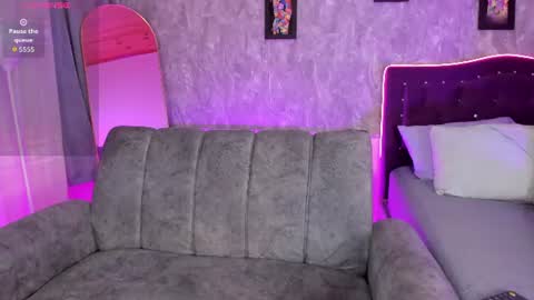 Snapshot of lauren_smiles chatting on 26, 6, 2026 Lulu online show from 26, 6, 2026