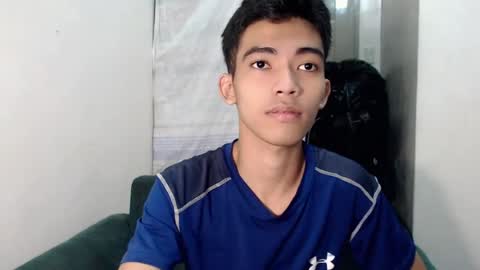 Snapshot of laurence_cuttieguyhere chatting on 9, 7, 2026 laurence_cuttieguyhere online show from 9, 7, 2026