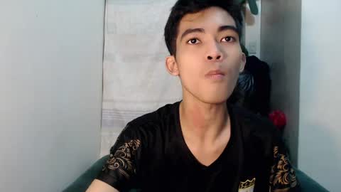 Snapshot of laurence_cuttieguyhere chatting on 17, 7, 2026 laurence_cuttieguyhere online show from 17, 7, 2026