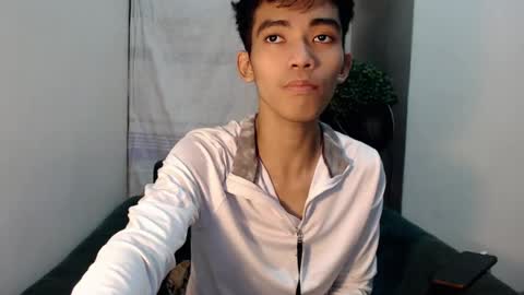 Snapshot of laurence_cuttieguyhere chatting on 21, 7, 2026 laurence_cuttieguyhere online show from 21, 7, 2026