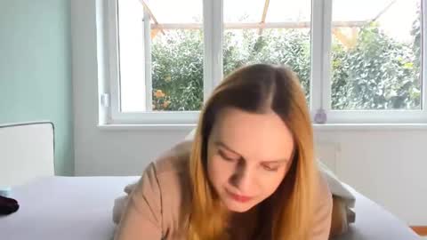 Snapshot of laurendreams chatting on 23, 11, 2025 laurendreams online show from 23, 11, 2025