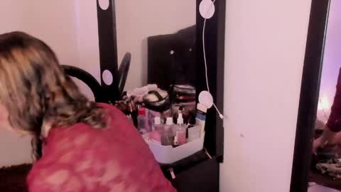 Snapshot of laurenn_111 chatting on 26, 5, 2026 laurenn_111 online show from 26, 5, 2026