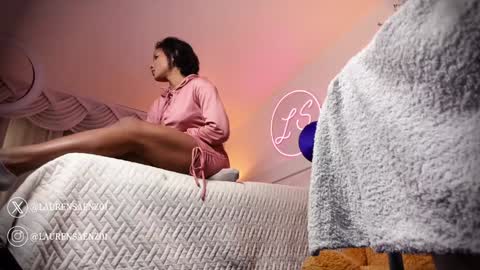 Snapshot of laurensaenz chatting on 31, 1, 2025 Lauren Saenz online show from 31, 1, 2025