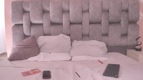 Snapshot of laurensnow1_ chatting on 12, 6, 2026 Lauren online show from 12, 6, 2026