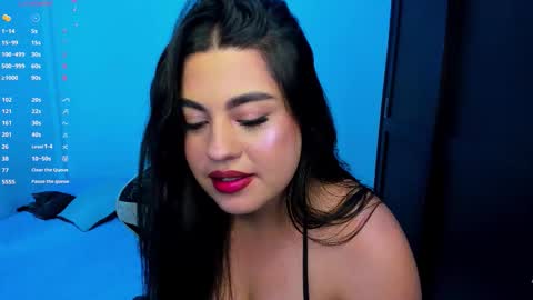 Snapshot of laurenth_foxy chatting on 25, 3, 2026 lau online show from 25, 3, 2026
