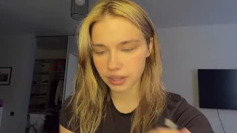 Bella online show from 21, 7, 2026
