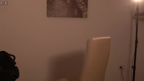 laurita_4 online show from 8, 4, 2026