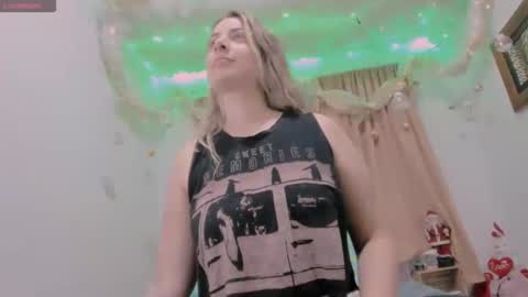 Lauu G online show from 9, 12, 2024