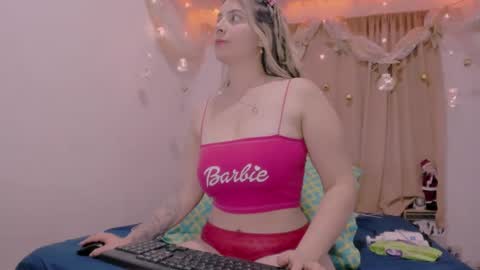 Lauu G online show from 27, 12, 2024