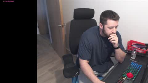 Snapshot of lawyerstud chatting on 17, 4, 2026 lawyerstud online show from 17, 4, 2026