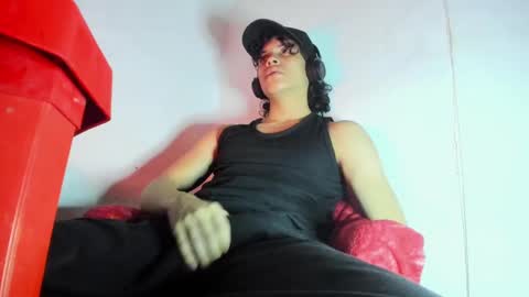 ZAmbrano online show from 9, 11, 2025