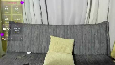 Snapshot of lay_lah chatting on 9, 7, 2026 laylaah online show from 9, 7, 2026