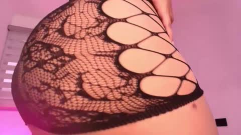 Lay Madison  online show from 23, 2, 2026