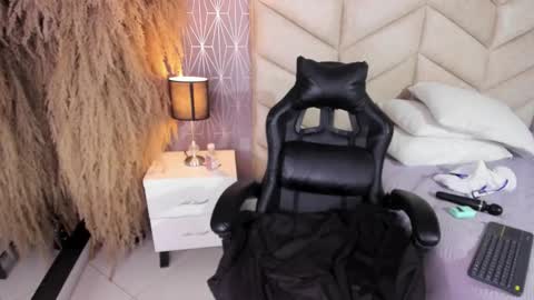 laya online show from 13, 11, 2025