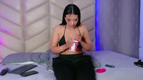 laya online show from 3, 12, 2025