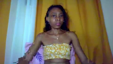 layannek online show from 19, 12, 2025