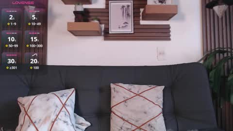 Layla online show from 10, 2, 2026