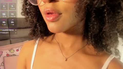 layla_clarke online show from 21, 10, 2025