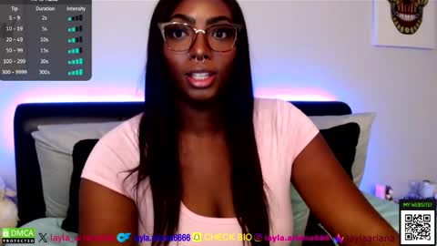 Snapshot of laylaariana chatting on 7, 10, 2025 laylaariana online show from 7, 10, 2025