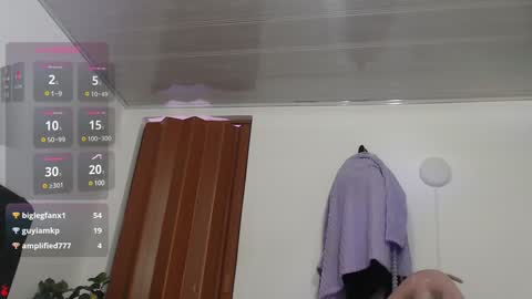 Snapshot of laylafoxy_tay chatting on 15, 1, 2025 laylafoxy_tay online show from 15, 1, 2025
