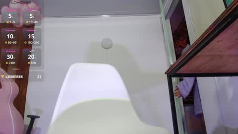 Snapshot of laylafoxy_tay chatting on 29, 1, 2025 laylafoxy_tay online show from 29, 1, 2025